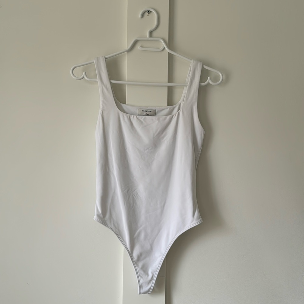 ARITZIA Babaton White Contour Bodysuit (size M)